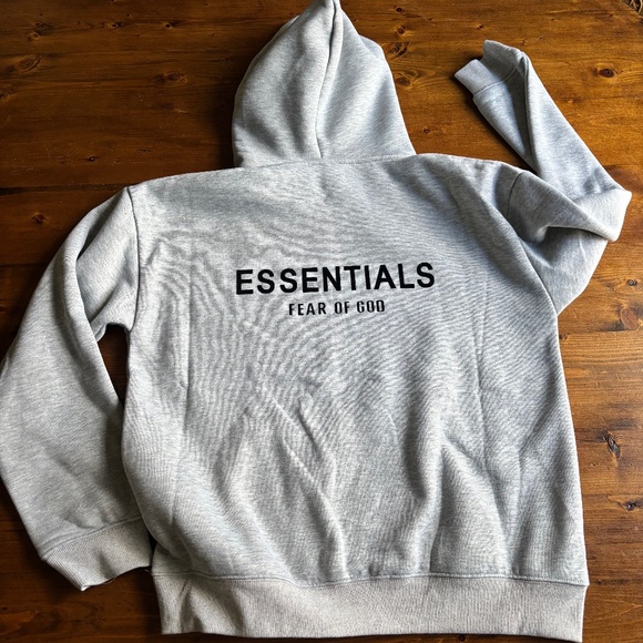 Essentials Fear of God Sweatshirt - Picture 1 of 3